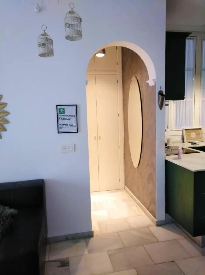Comfortable Apartment In The Heart Of Cadiz, With Balcony